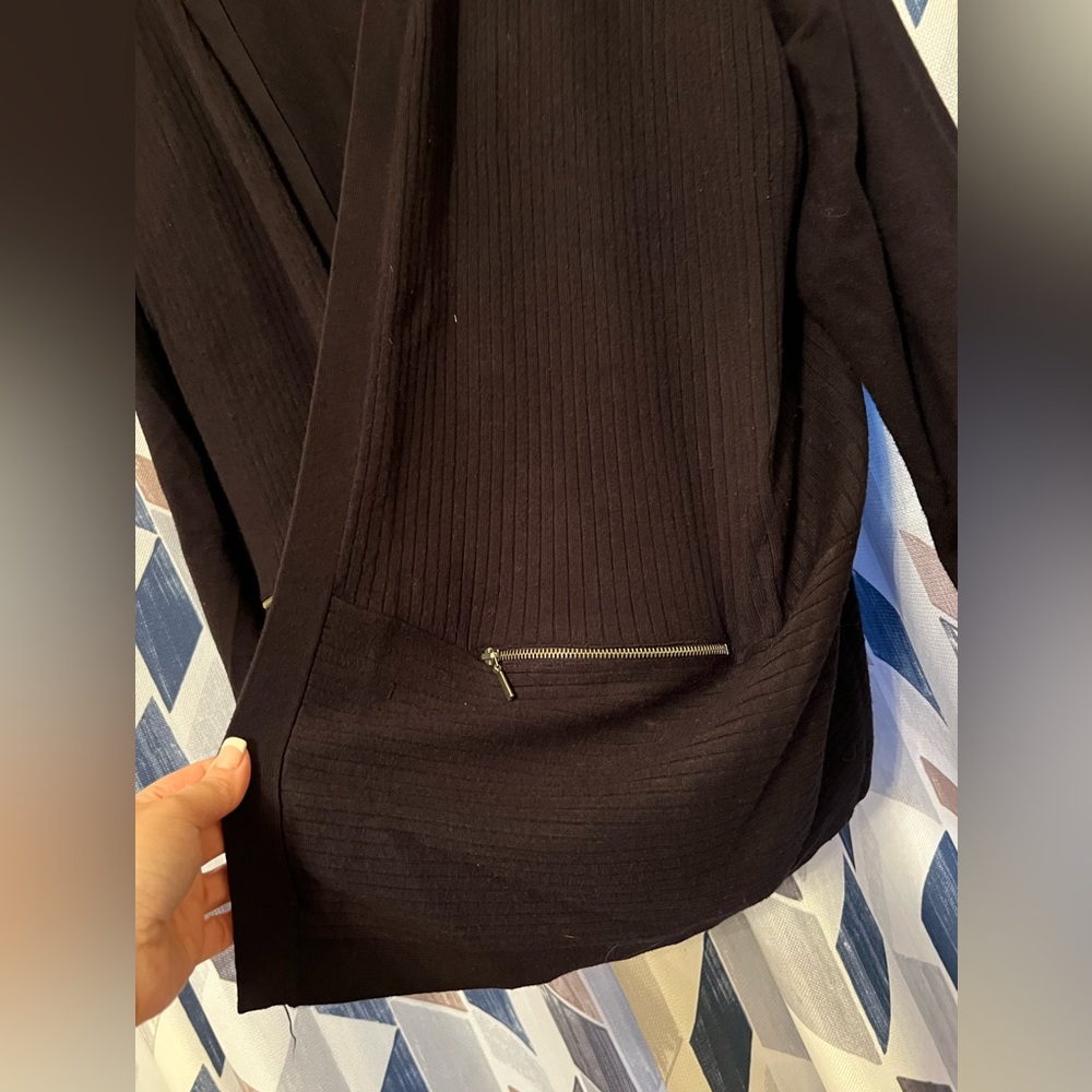 Cardigan - Picture 2 of 2